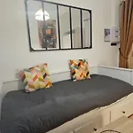 Appartement Le Cocon Des Vieilles Pierres-centre-ville-wifi Montluçon